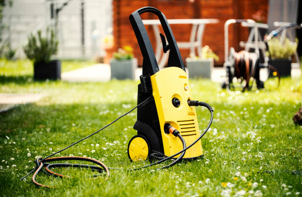 Best Restaurant Pressure Washing  in Highland, CA